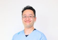 担当歯科医師