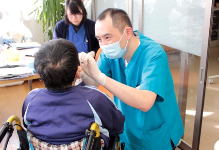 口腔ケアセミナーの様子