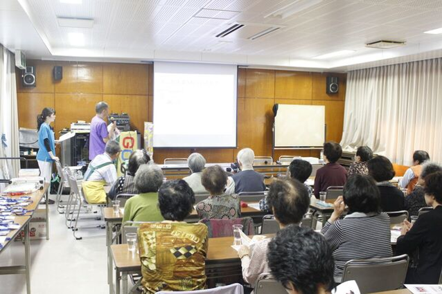 口腔ケアセミナーの様子